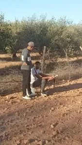 La détection d’eau souterraine ne garantit pas le débit