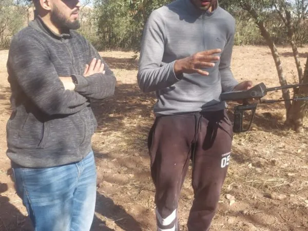 sourcier detection-des-eaux-souterraines-forage-maroc-marrakech