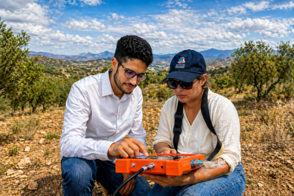 Étude géophysique pour la recherche d’eau souterraine avant forage au Maroc